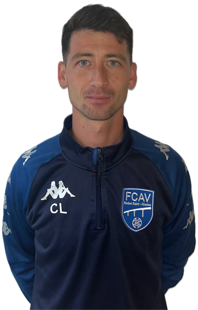 Charles Lefebvre avec arrière-plan supprimé - Moyenne